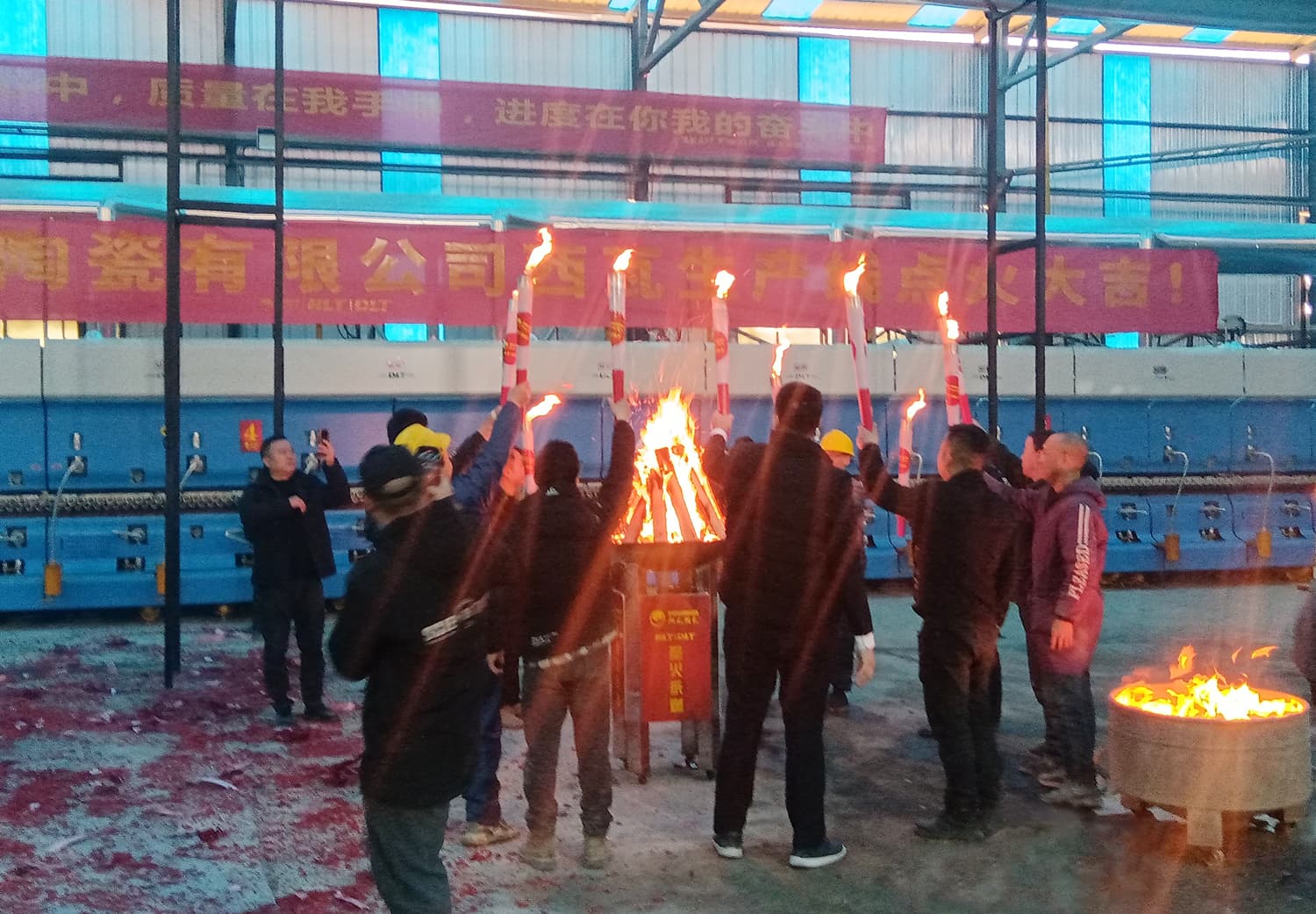 力泰陶机争分夺秒赴春程,阳光陶瓷西瓦双线启新篇